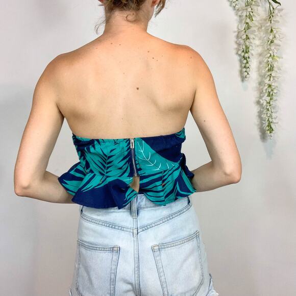 NWT LF CALL ME EDEN strapless floral cropped peplum top resort tropical 2524 - Picture 4 of 11